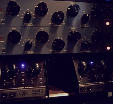 Pultec EQ and Universal Audio 610 Tube Preamps